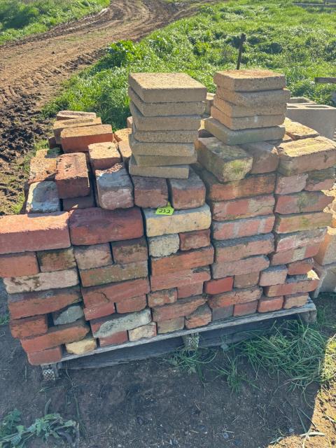 Lot 238 · Bricks