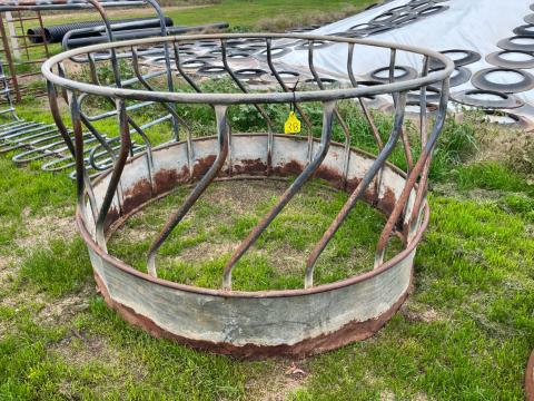 Lot 38 · Round Hay Ring