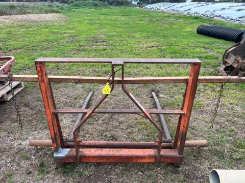 Lot 45 · 3PL Hay Forks
