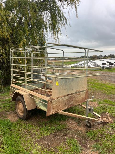 Lot 48 · 6' x 4' Trailer & Crate