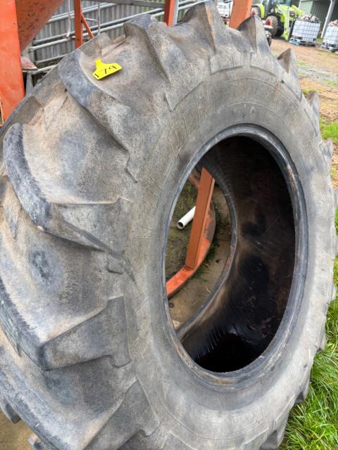 Lot 179 · Michelin Agribib 18.4 R30