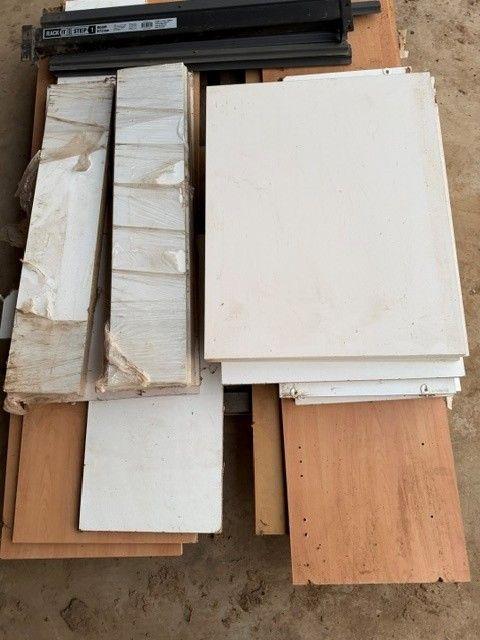 Lot 268 · Melamine Shelves