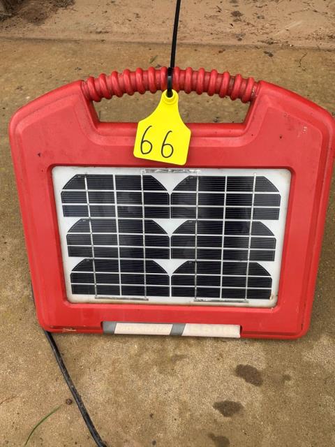 Lot 66 · Speedrite S500 Solar Energiser Unit