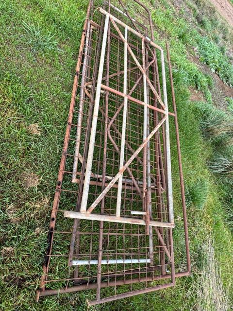 Lot 191 · Various used gates