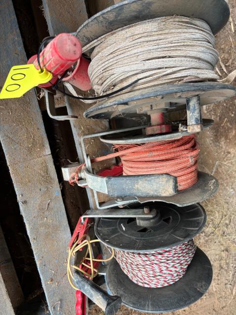 Lot 100 · 3 x Electric Fence Reel