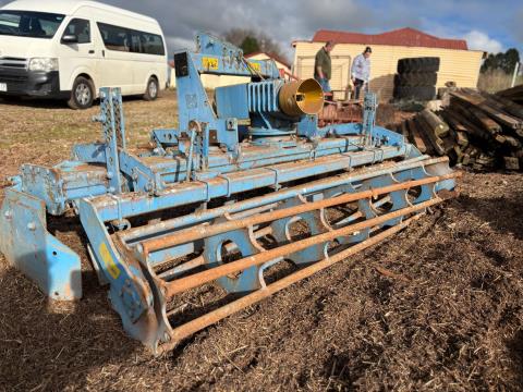 Lot 6 · Lemken Zirken 7/250 Power Harrow with Crumbler
