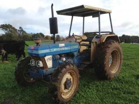 Lot 11 · Ford 4610 4WD Tractor
