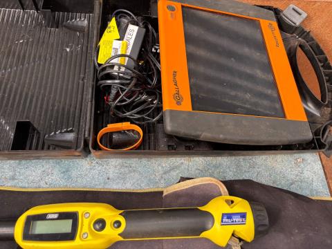 Lot 17 · Gallagher TS1 Scale Weigh Monitor with Tru Test Tag Reader