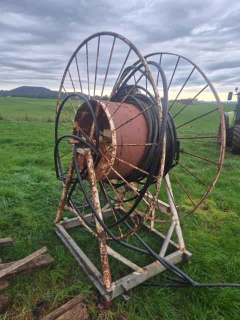 Lot 127 · Poly Pipe Wind-up Reel