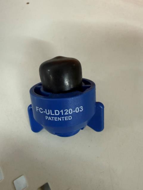 Lot 39 · 25 x Croplands Spray Nozzle Fastcap ULD 120 Deg Blue