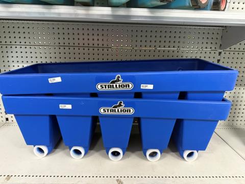 Lot 47 · 2 x Daviesway Stallion Feeder 5X5 Mega Compartment