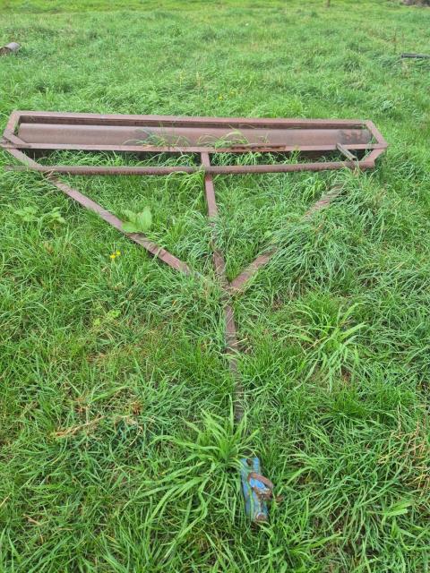 Lot 136 · DJ 3M Pasture Water Filled Roller