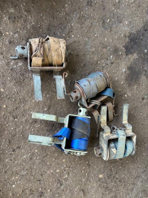 Lot 51 · 4 x Load Binders