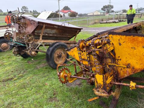 Lot 57 · Horwood Bagshaw Trailing Spreader