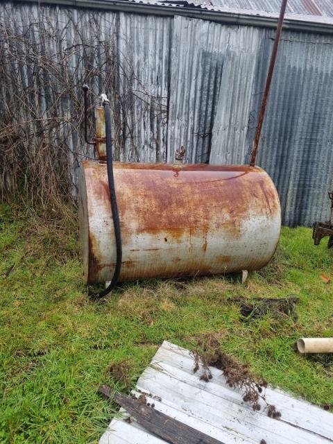 Lot 159 · 1000L Fuel Tank