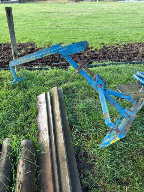 Lot 166 · Silage Grab