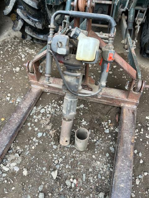 Lot 171 · Fugen Post Rammer