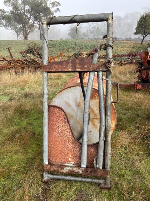 Lot 86 · Cattle Head Bale