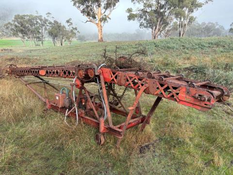 Lot 98 · Munro Engineering Bag Conveyor