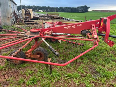 Lot 187 · Lely Hibiscus 485 Hay Rake