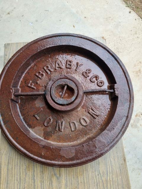 209 · Brabin cast Iron Tank Lid