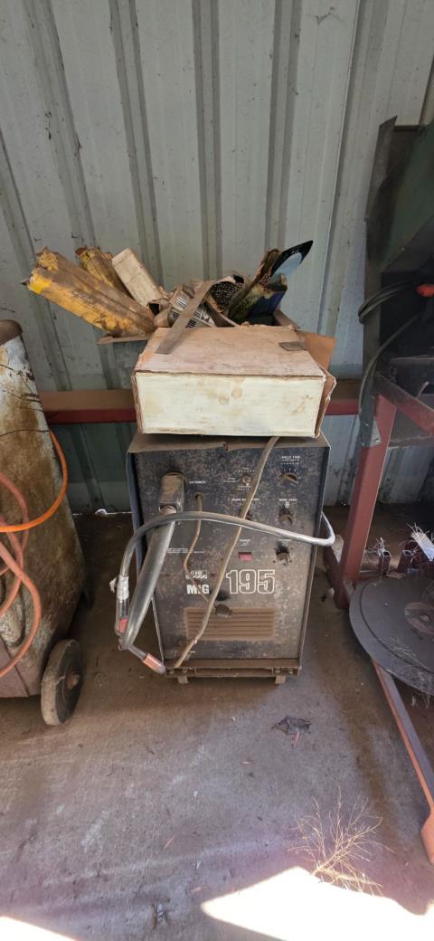 127 · Industrial Stick Welder