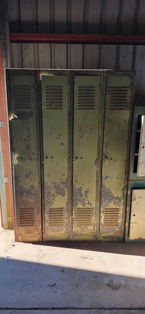130 · Steel Lockers