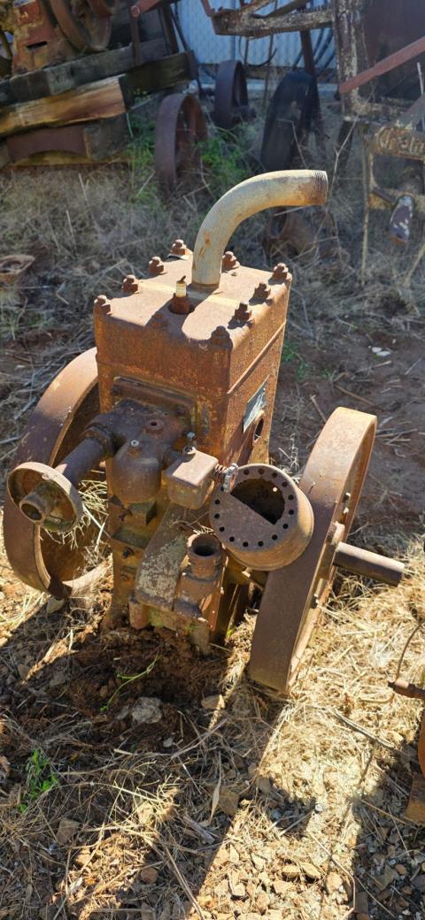 156 · Buzzacott 6 hp Stationary Engine
