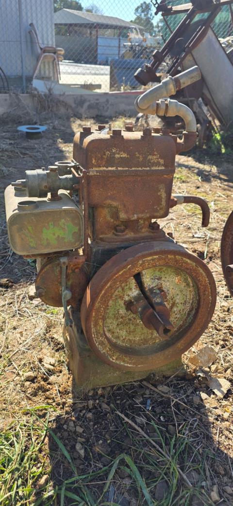 158 · Coopers 3hp Stationary Engine, petrol and kero
