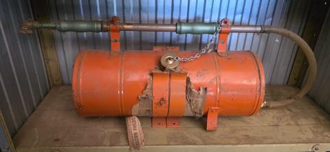 072 · NOS Reya Spot Sprayer (New)