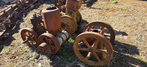 161 · Stationery Engine Lot - 3 x Engines, 3 x Listors