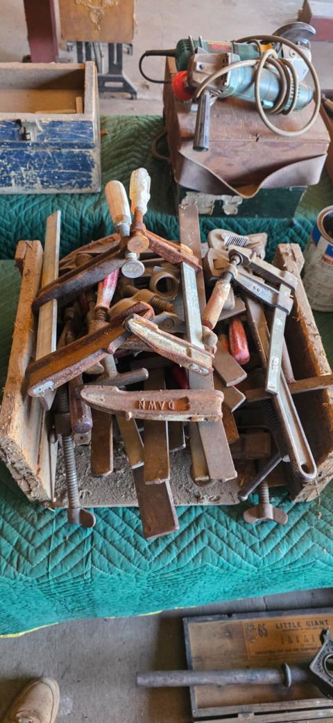 091 · Sundry Lot of G Clamps