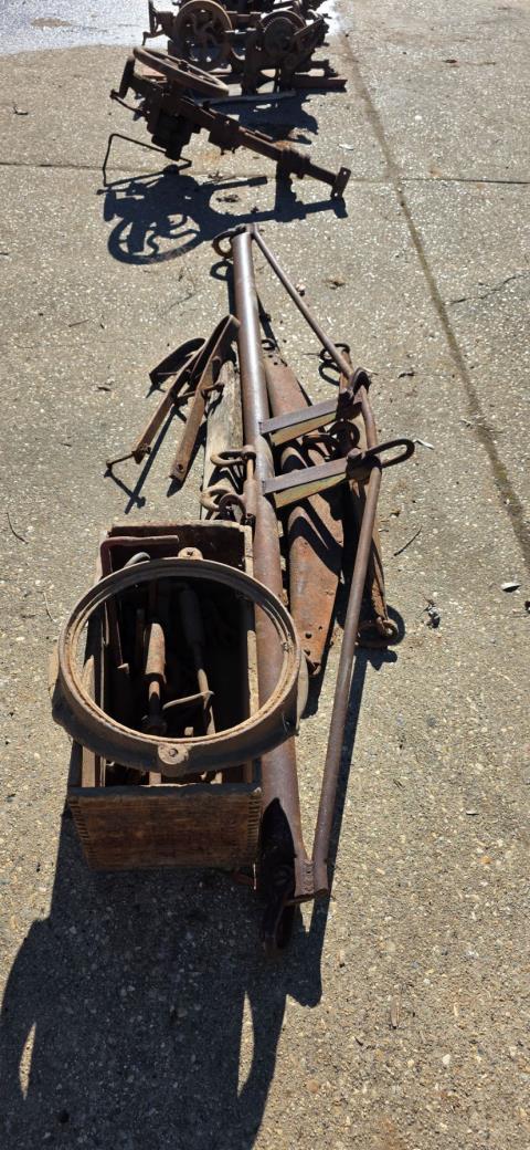 183 · Large Furphy Swindle Bar & extra Furphy Parts