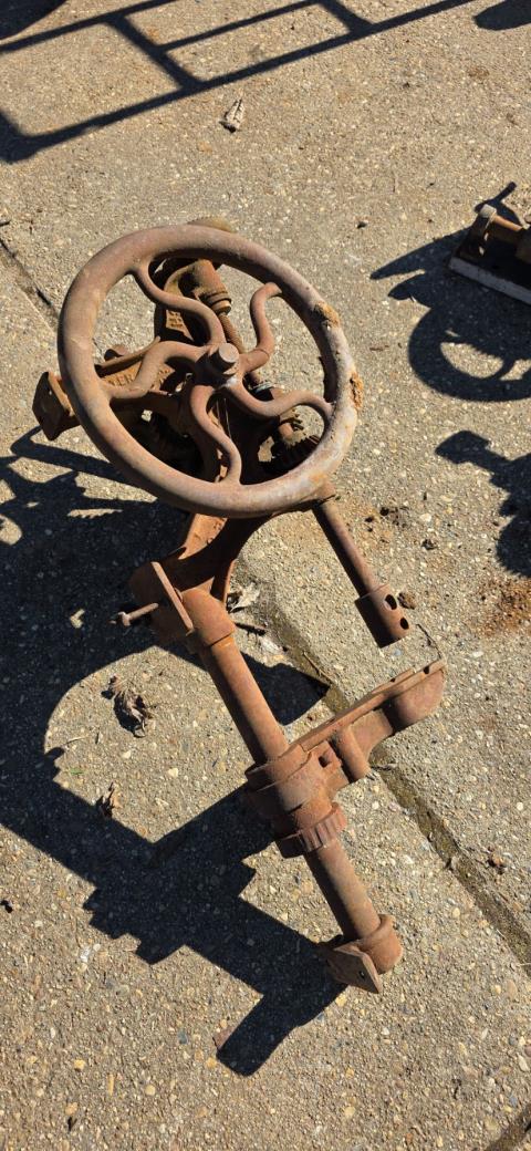184 · Large & Small Dawn Cast Iron Post Drills