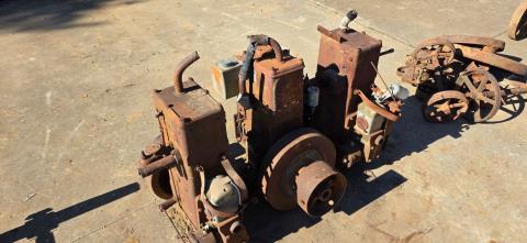 192 · 3 x Lister Stationery Engines