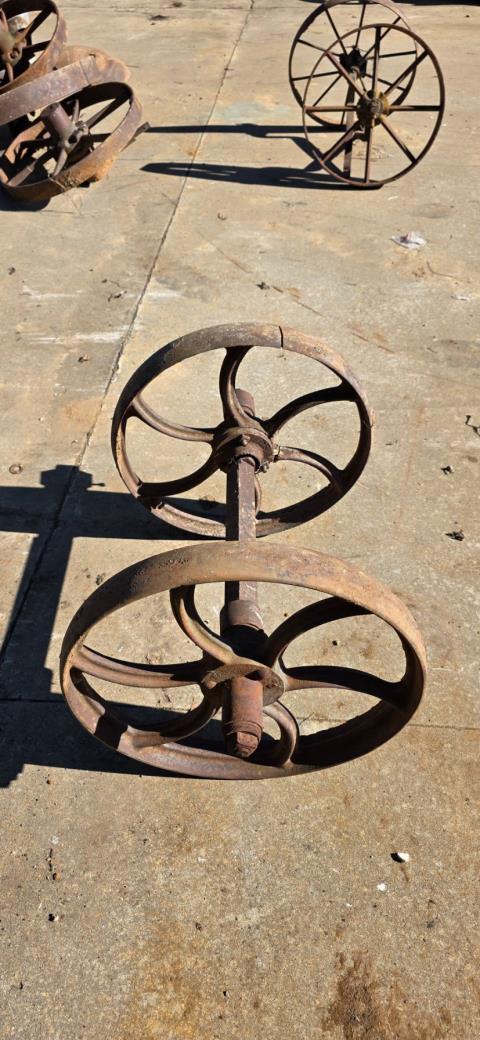 194 · Set Cast Sunshine Wheels