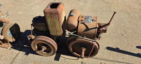 201 · 2 x Stationery Engines