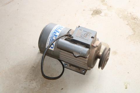 Lot 30 · Electric Motor