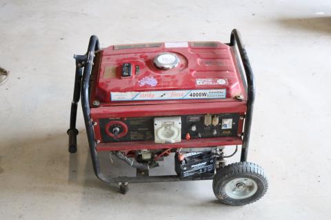 Lot 32 · Strike Force Petrol Generator