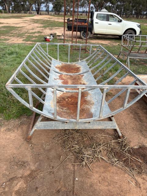 001 · Hay Cradle