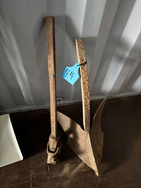 1 plough head, 1 pto shaft