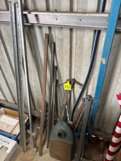 Lot 157 · Assortment Steel