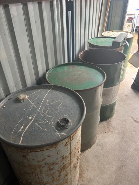 44 Gal Drums