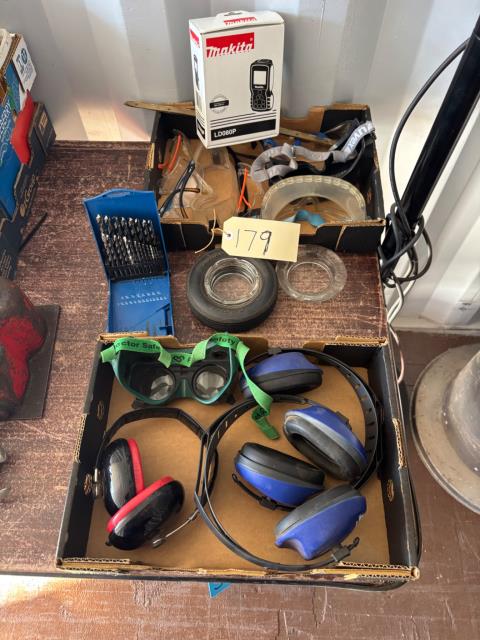 Sutton Drill set and sundry items