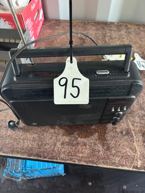 Lot 95 · Electrical Radio